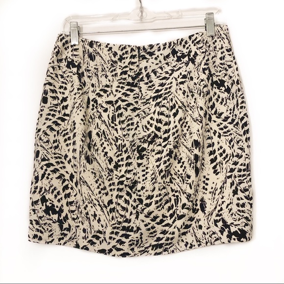 Forever 21 Leaf Print Mini Wrap Style Skirt - Picture 4 of 8